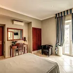 Hotell Taormina 2*