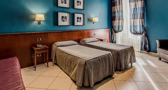 陶尔米纳酒店 酒店