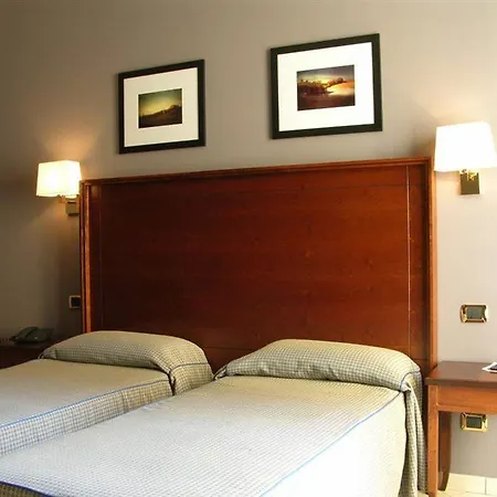 Taormina Hotel 2*